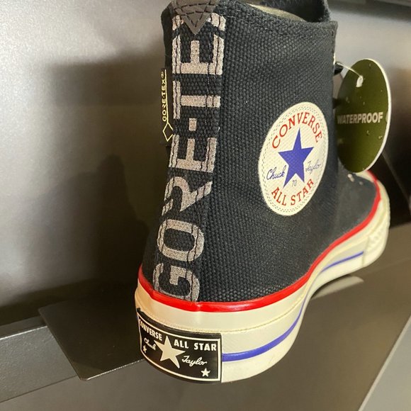 New Converse Chuck 70 High Gore-tex Sneakers - Picture 2 of 4